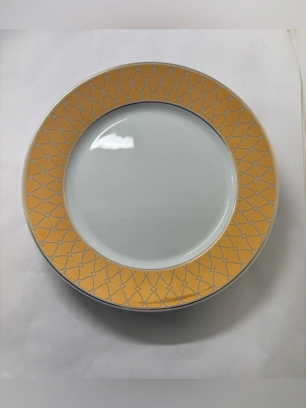 Williams Sonoma Regency Gold Dinner Plates, Set of 4